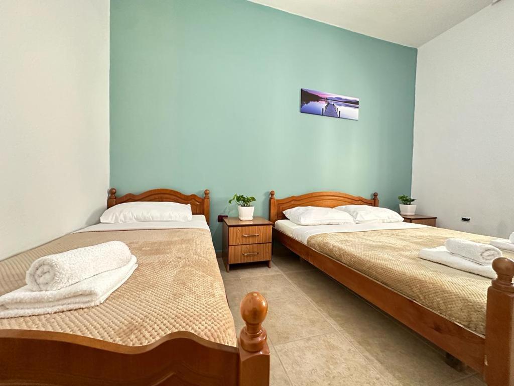 Vlora Villa With Private Parking מראה חיצוני תמונה