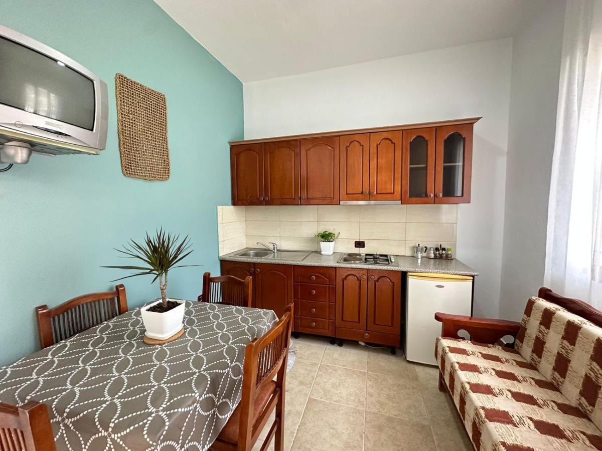 Vlora Villa With Private Parking מראה חיצוני תמונה