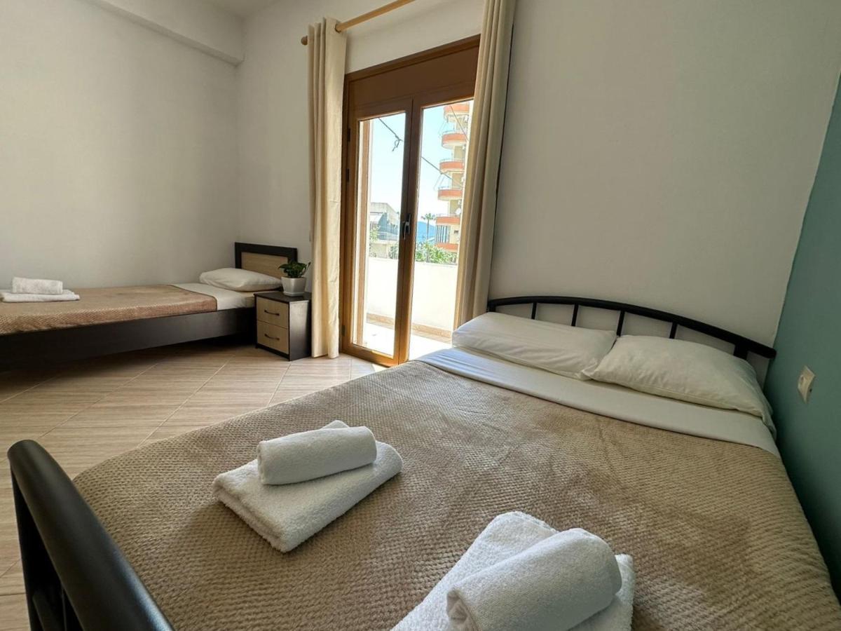 Vlora Villa With Private Parking מראה חיצוני תמונה