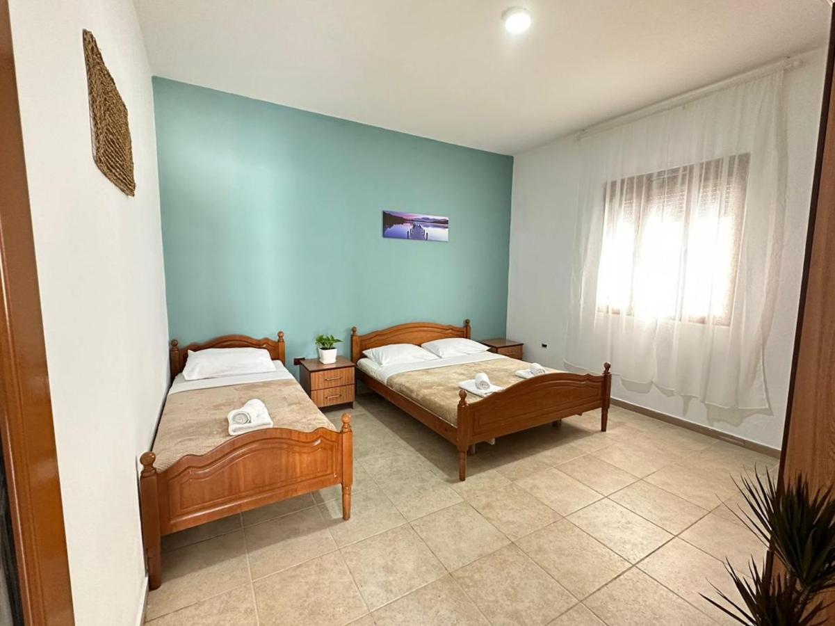 Vlora Villa With Private Parking מראה חיצוני תמונה