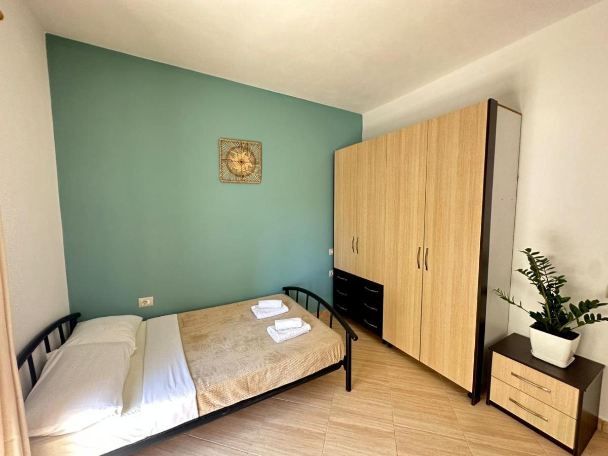 Vlora Villa With Private Parking מראה חיצוני תמונה